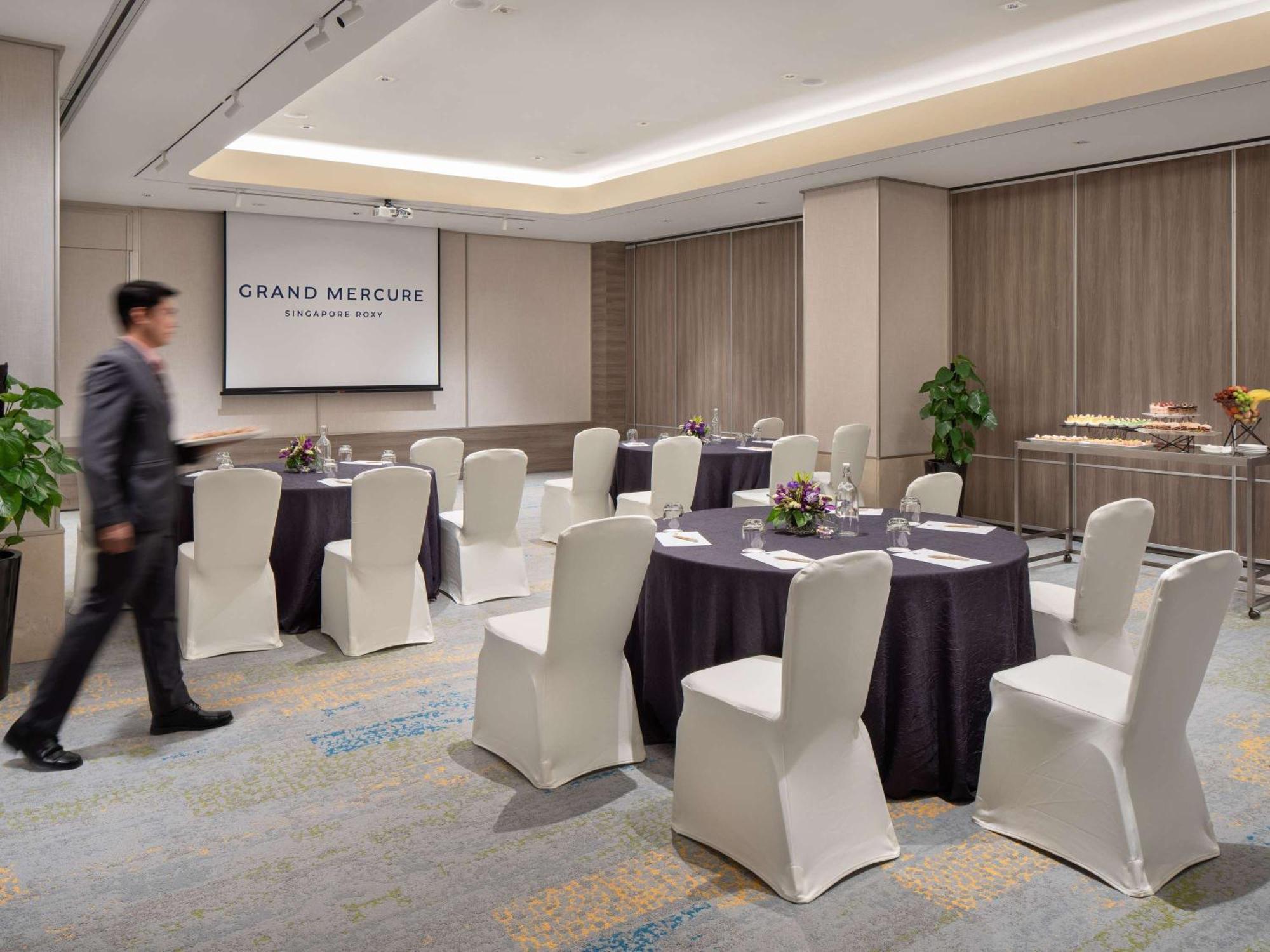 Grand Mercure Singapore Roxy Extérieur photo